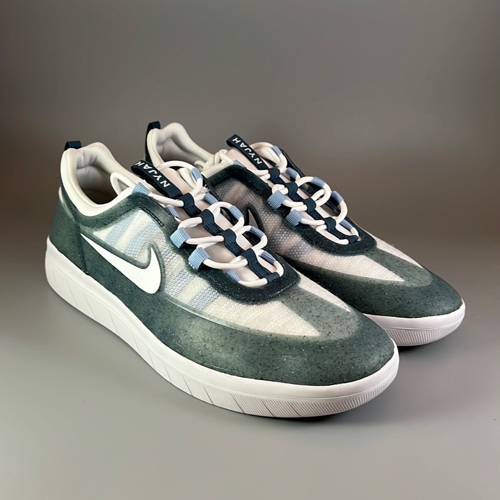 Nike SB Nyjah Free 2 Premium 'Ash Green' - Picture 1 of 9